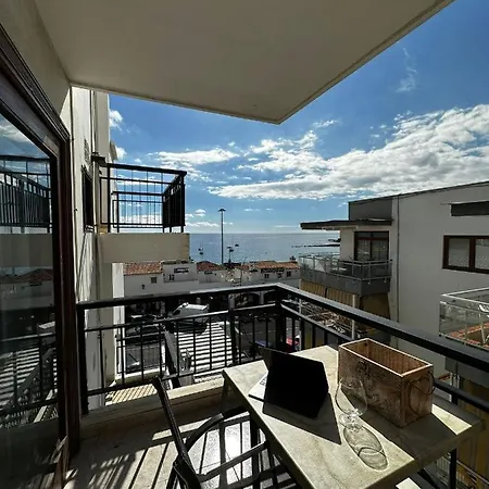 Oceanside Escape Apartment